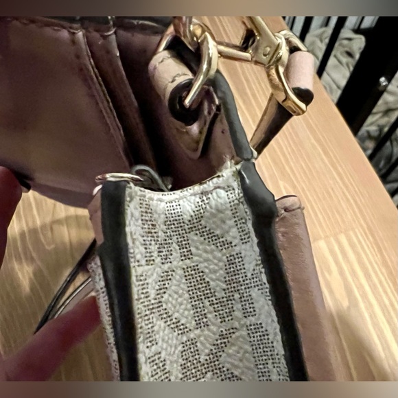 Michael Kors Jet Set Small Two-Tone Logo Smartphone Crossbody Bag, ballet multi. - Picture 8 of 11